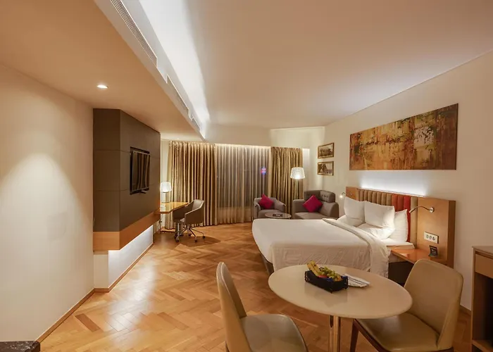 Novotel Vijayawada Varun