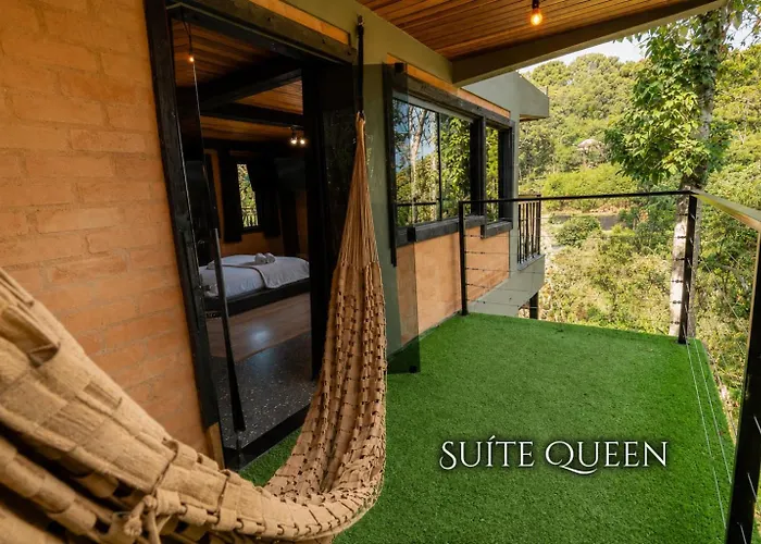 Casa Container 80 - Suites Privativas E Sofisticadas Integradas A Natureza