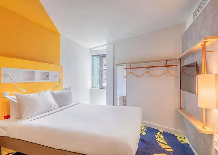 Ibis Budget Center