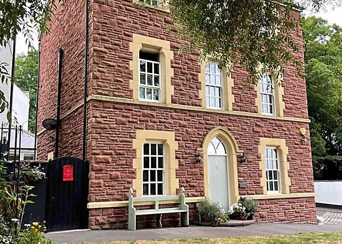 Ty Llew Lodge