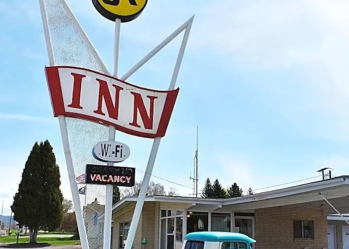 Jr Inn