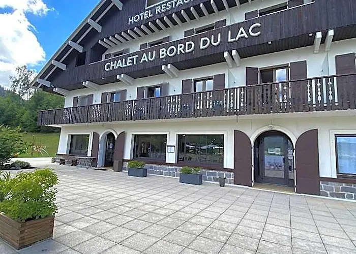 Hotel Restaurant Le Chalet Au Bord Du Lac