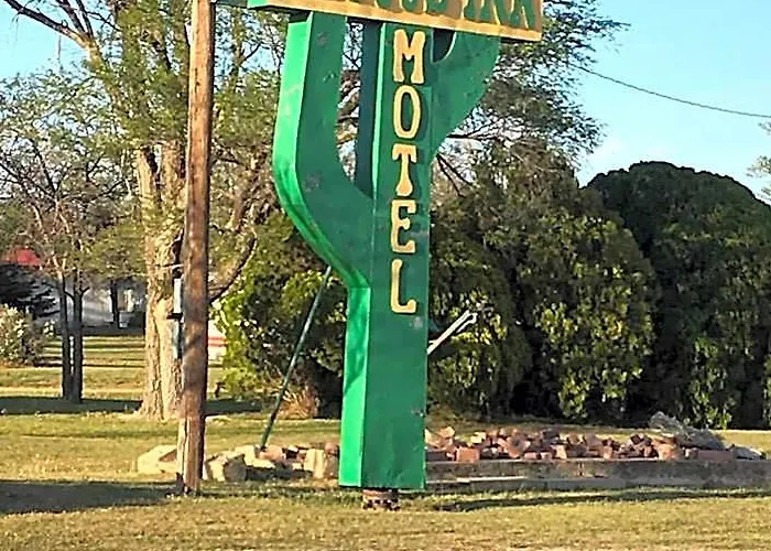 Cactus Inn