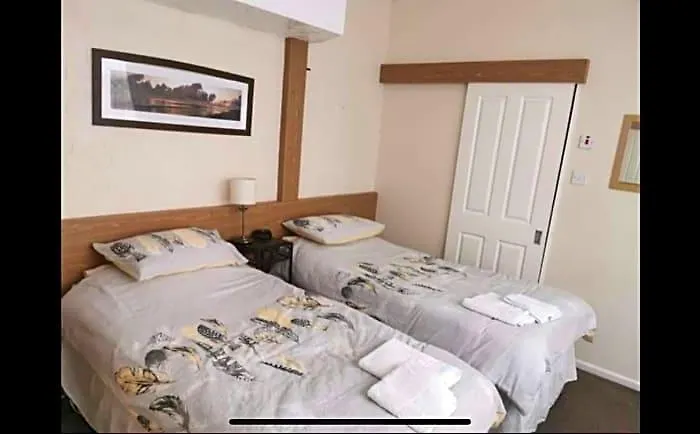 Roosevelt Lodge