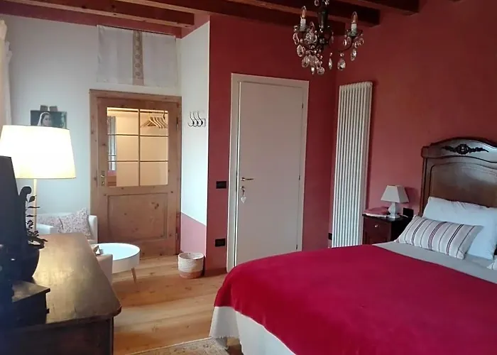 La Porta Accanto B&B