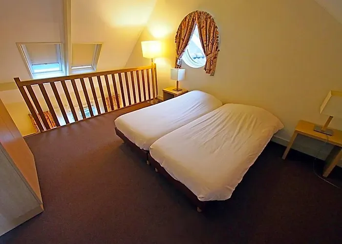 Hotel Bos en Duinzicht Nes 