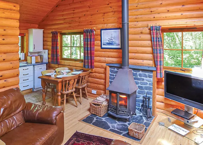 Loch Shuna Lodges