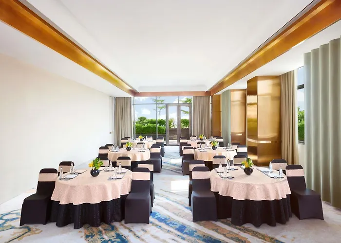 Novotel New Delhi City Centre