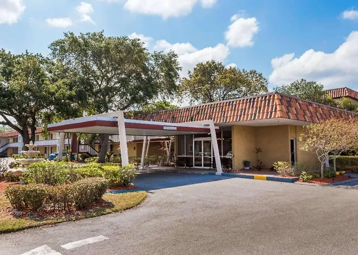 Baymont By Wyndham Sarasota