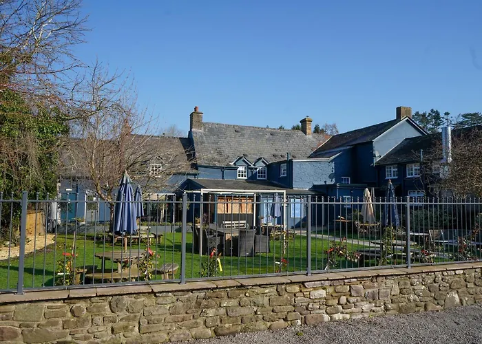 The Bluebell Country Inn, Crickhowell