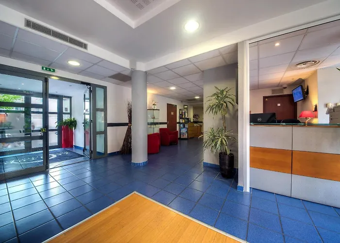 Zenitude Hôtel-Résidences Les Portes de l'Océan