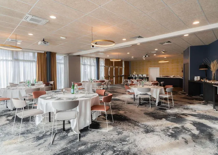 Mercure Paris Ivry Quai De Seine