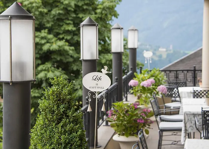 Taubers Unterwirt Aktiv & Vitalhotel Velturno