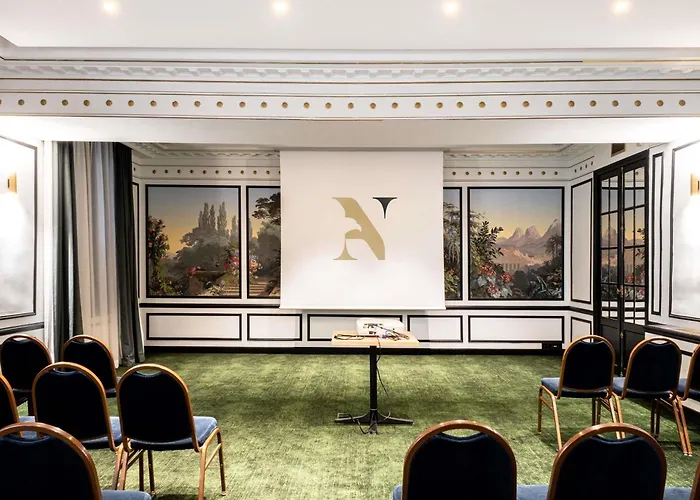 Aigle Noir Hotel Fontainebleau - Mgallery Collection