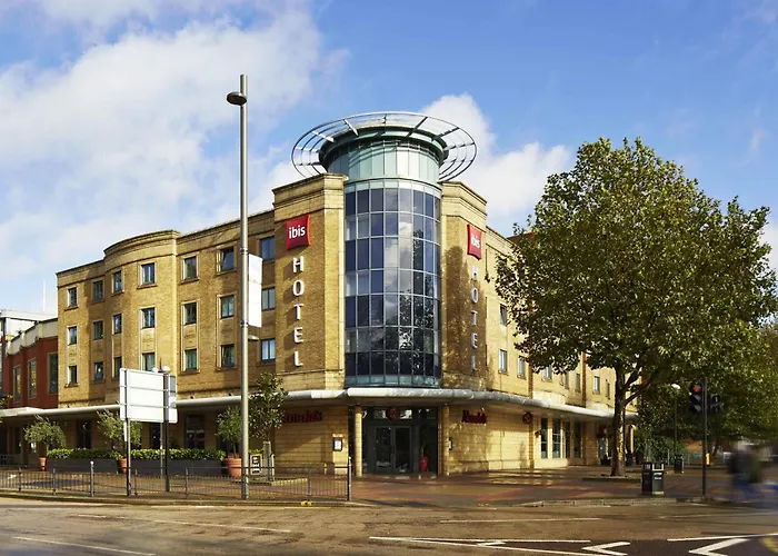 Ibis Stratford