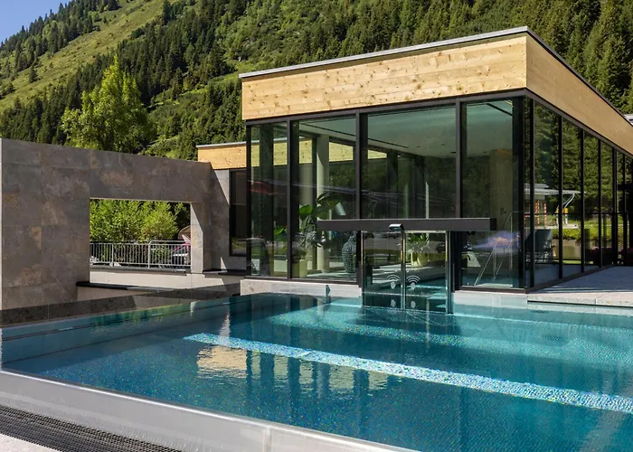 Das Vier Sport, - Und Wellnesshotel