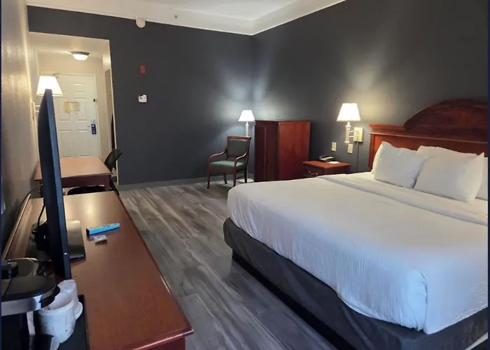 La Quinta Inn And Suites I-75