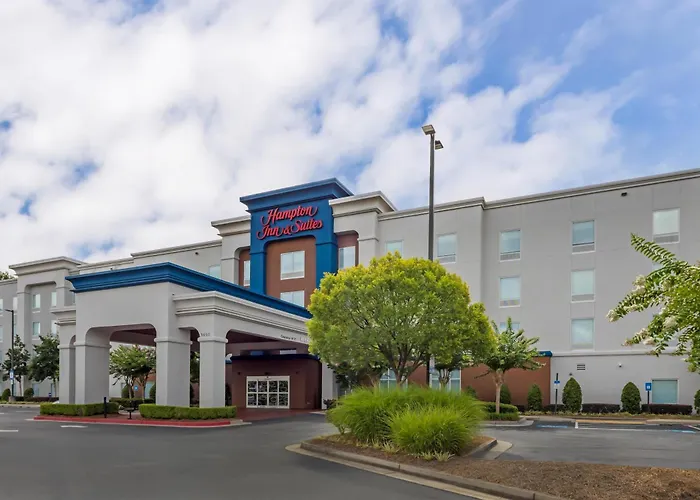Hampton Inn & Suites Atlanta Airport West Camp Creek Pkwy