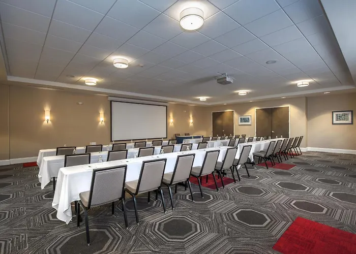 Holiday Inn Charlotte Airport By Ihg
