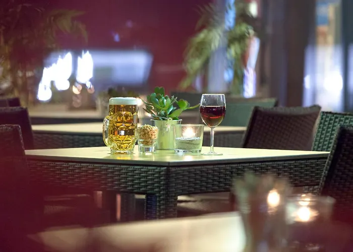 Holiday Inn Express Zürich Airport, an IHG Hotel