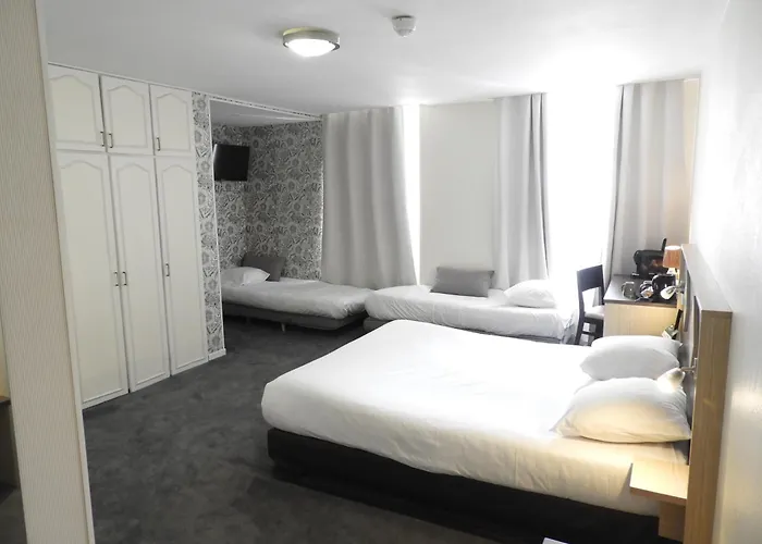 Logis Hotel Spa Restaurant Au Site Normand Clécy
