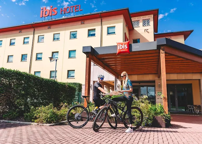 Ibis Como