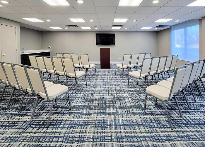 Holiday Inn - - Aberdeen Area By Ihg