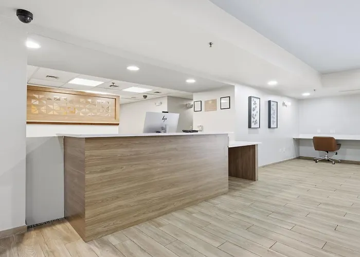 Candlewood Suites By Ihg
