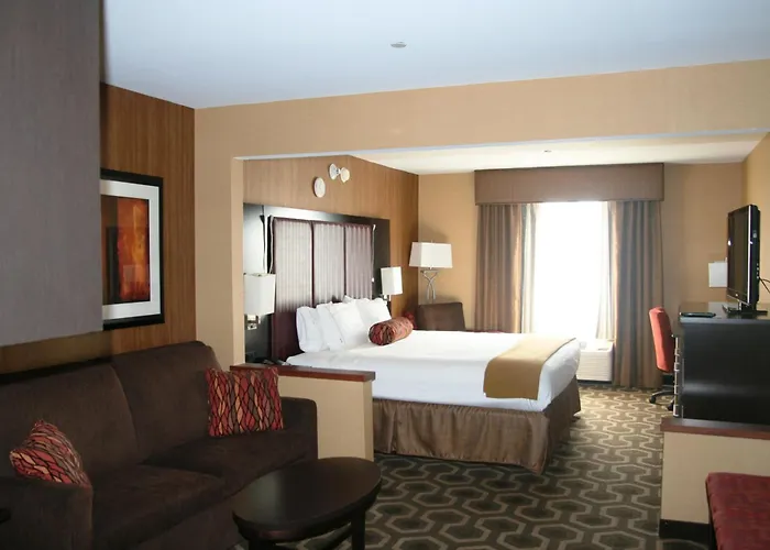 Holiday Inn Express Hotel & Suites Vineland Millville By Ihg
