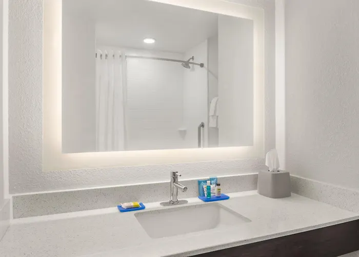 Holiday Inn Express & Suites - Hardeeville-Hilton Head By Ihg