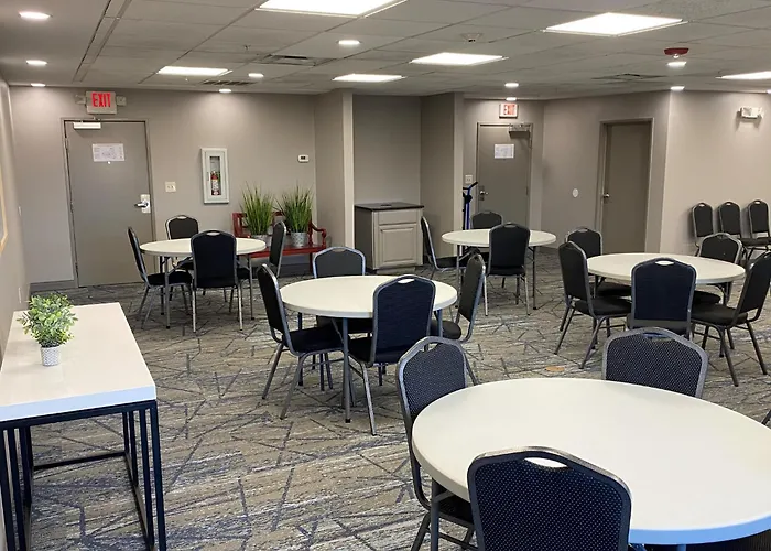 Holiday Inn Express New Albany By Ihg