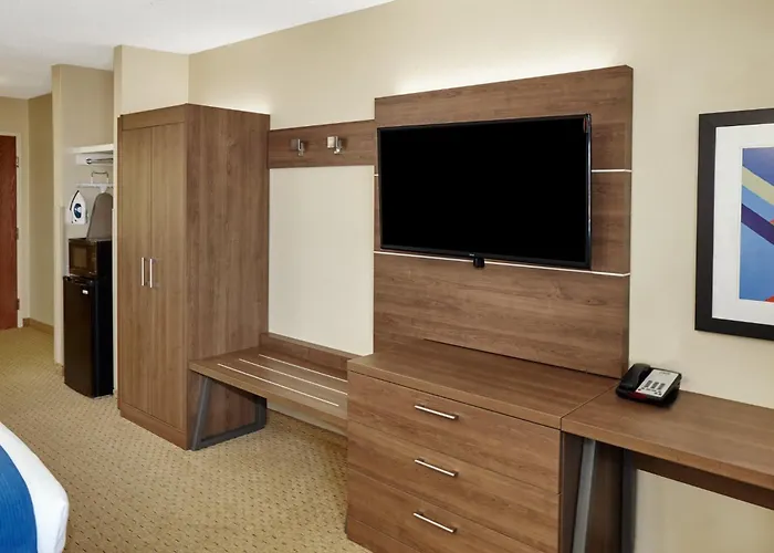 Holiday Inn Express Sheboygan-Kohler / I-43 By Ihg