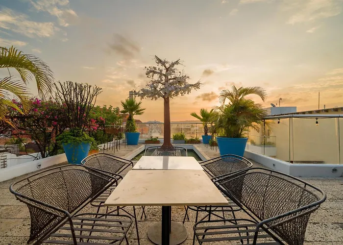 Nacar Cartagena, Curio Collection By Hilton