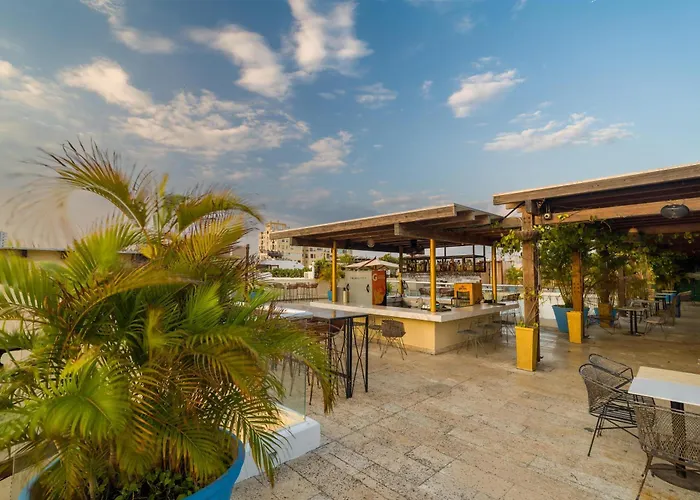 Nacar Cartagena, Curio Collection By Hilton