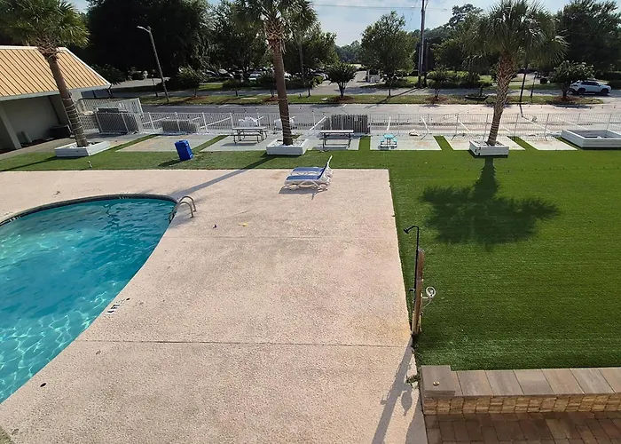 Quality Inn & Suites Pawleys Island