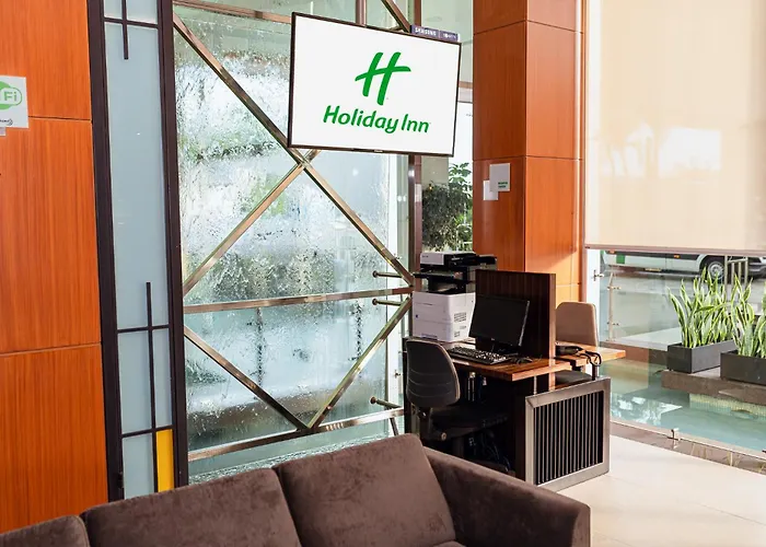 Holiday Inn Airport By Ihg