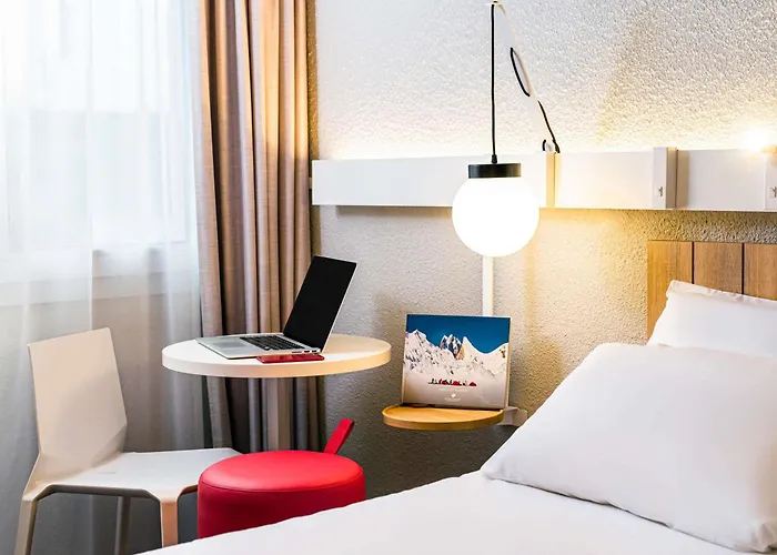 ibis Saint Rambert d'Albon