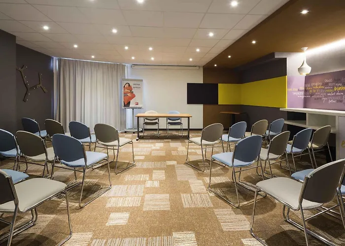 Ibis Centre