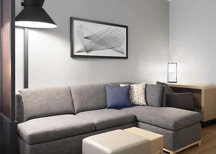 Hyatt Place Park Central