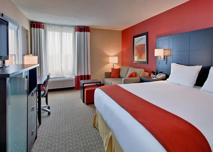 Holiday Inn Express Hotel & Suites Chatham South By Ihg