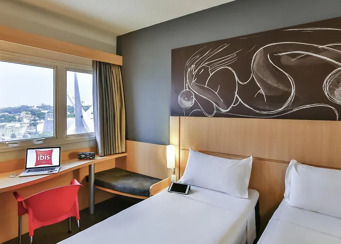 Ibis Goiania