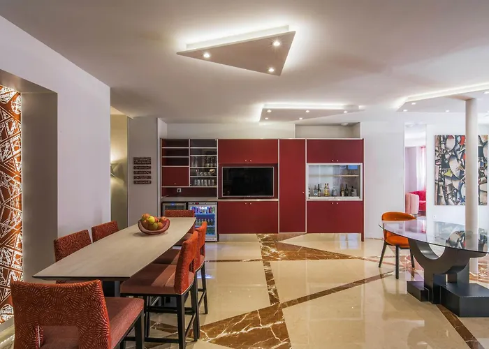 Mercure Paris Pont De Levallois Neuilly