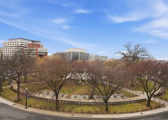 Placemakr Dupont Circle