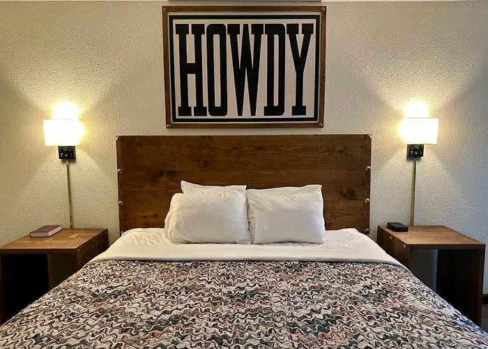 Cactus Inn And Suites