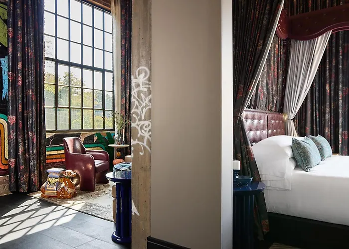 Radical , Tapestry Collection By Hilton