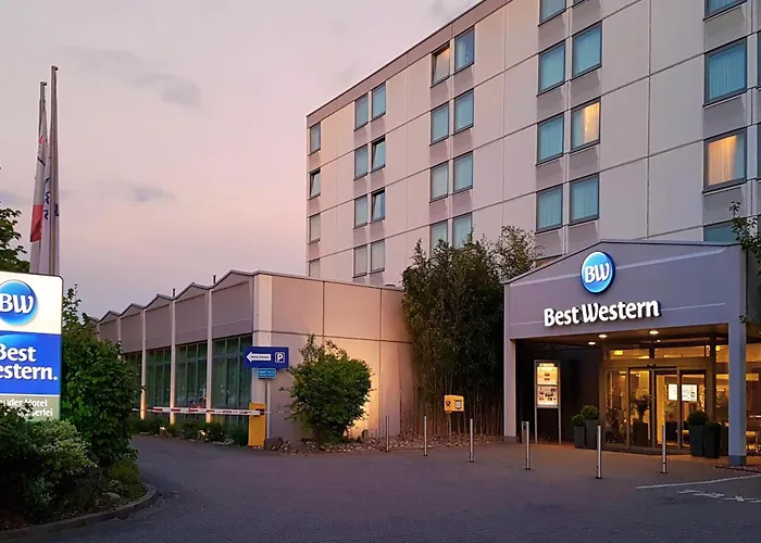Western Macrander Frankfurt/Kaiserlei
