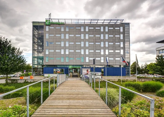 Holiday Inn ue Airport By Ihg