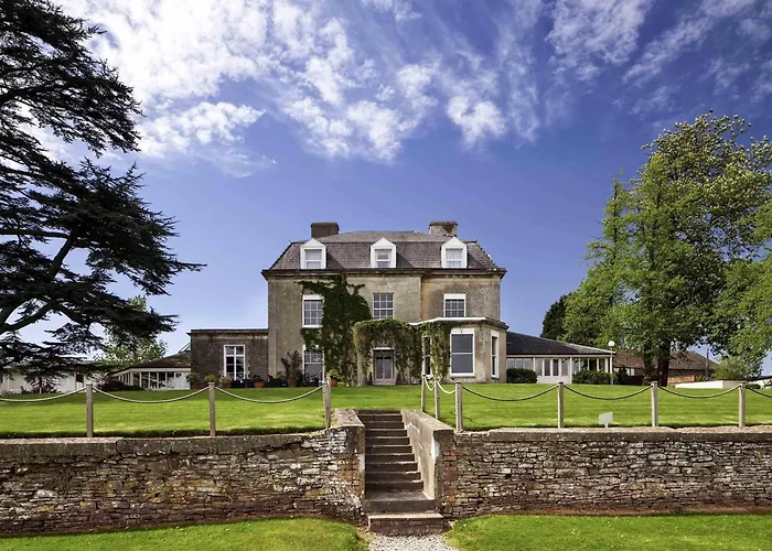 Mercure Bristol North The Grange Hotel