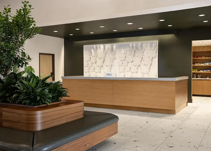 Embassy Suites By Hilton Cincinnati Northeast -