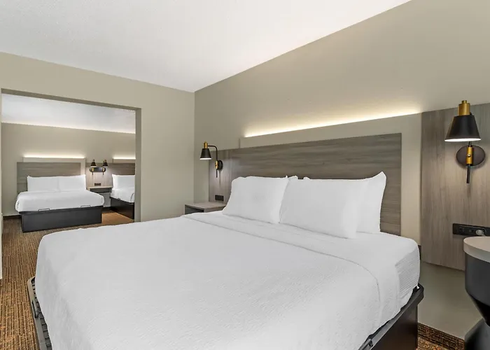 Best Western Plus Omaha Airport Inn